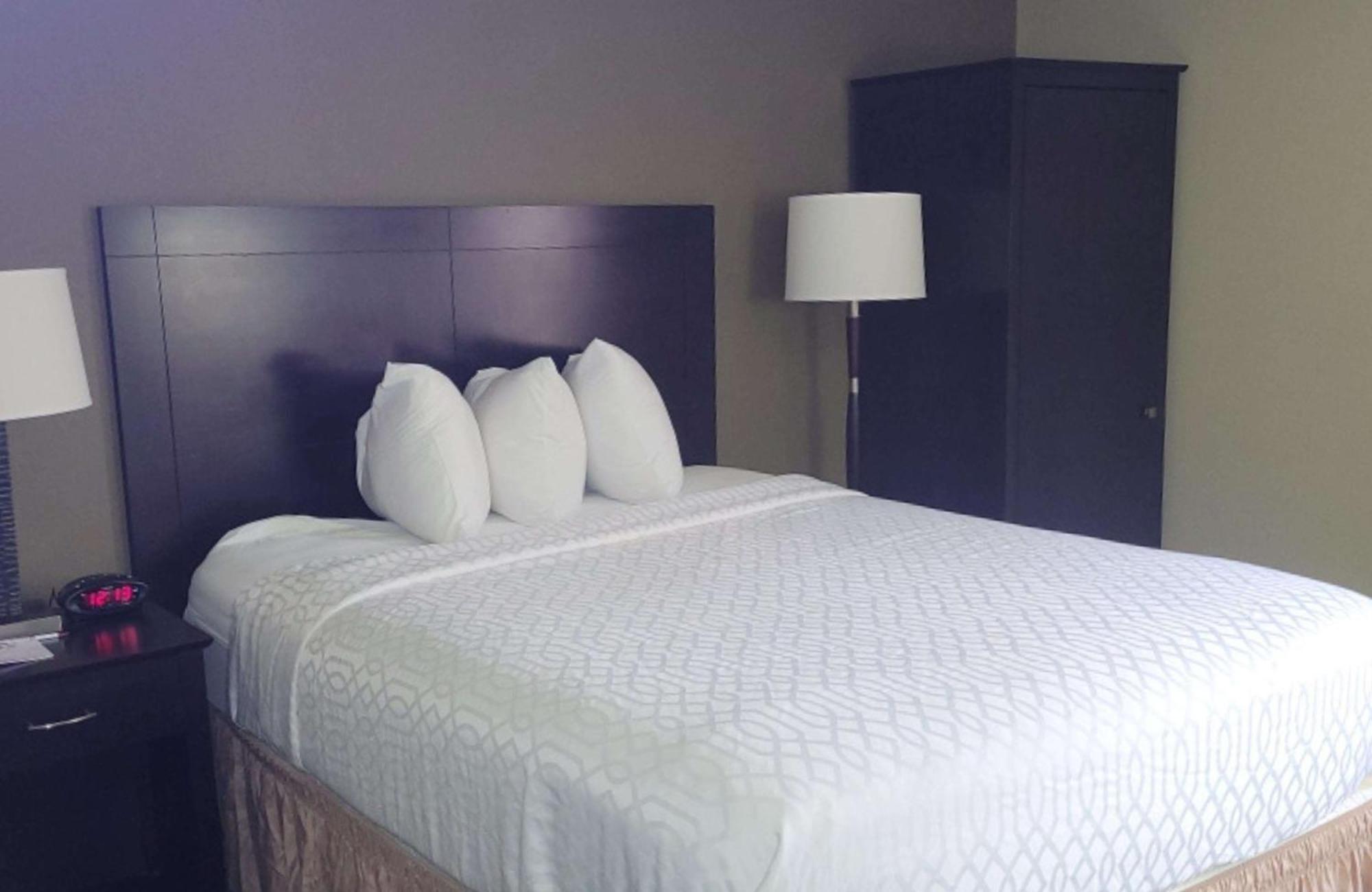 Best Western Plus Mishawaka Inn Саут-Бенд Экстерьер фото